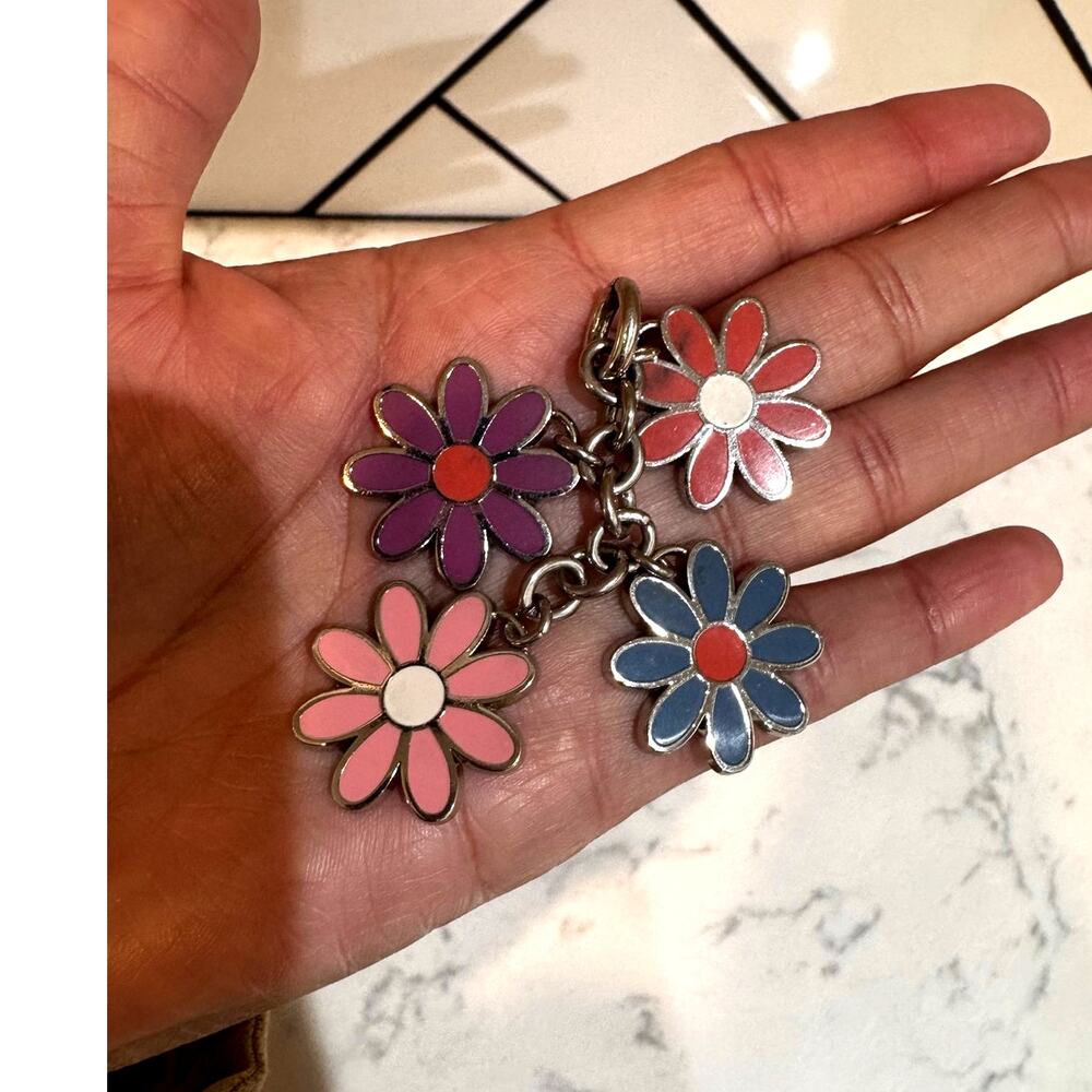 Coach enamel daisy flower cluster bag charm colorful floral pendants vintage Y2K